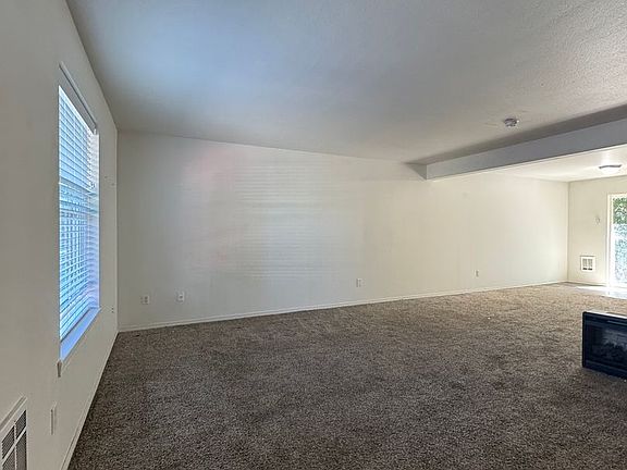 3rd image of 1512 Brook Ct #2