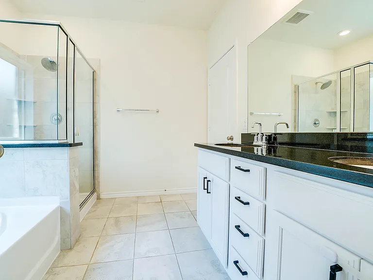 405 Club House Dr — Photo 14