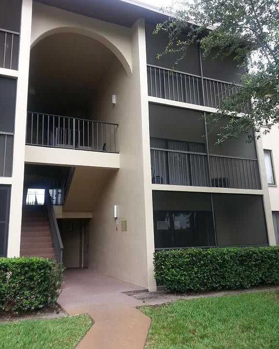 1st image of 203 Foxtail Dr APT H1