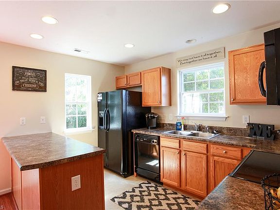 5th image of 506 Canary Ct