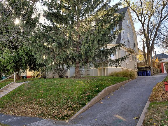 4th image of 114 N 38th Ave #5