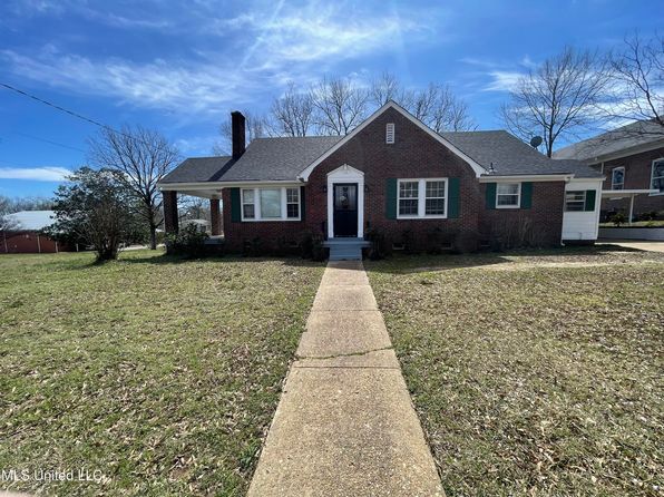 2545 Church St, Byhalia, MS 38611