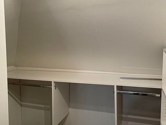 3rd image of 347 Sourth Strongs Ct