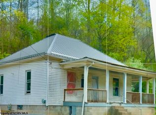 1825 McWhorter Rd, Lost Creek, WV 26385