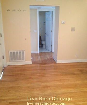 3rd image of 2636 W Foster Ave APT 201