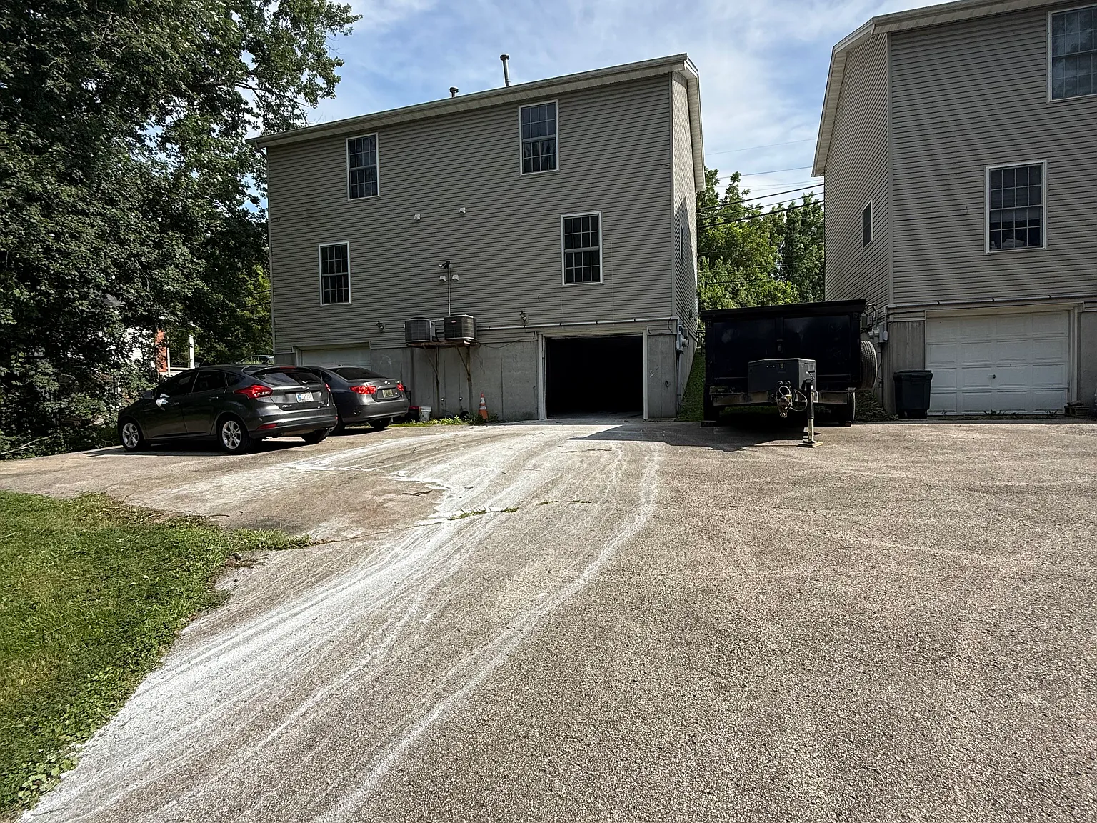 2 bed, 1.5 bath, 1000 sqft, $1,400 — Photo 4