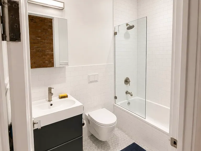 65 Irving Ave #1 — Photo 5