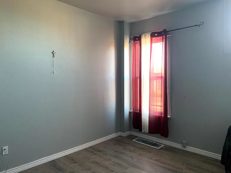 3051 N Columbine St — Photo 5
