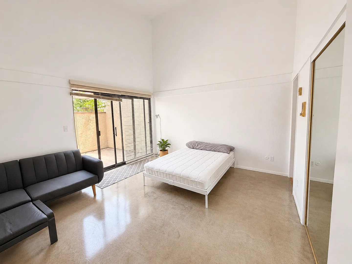 3-Bedroom La Jolla Home with Private Yard & 2-Car Garage — Photo 3