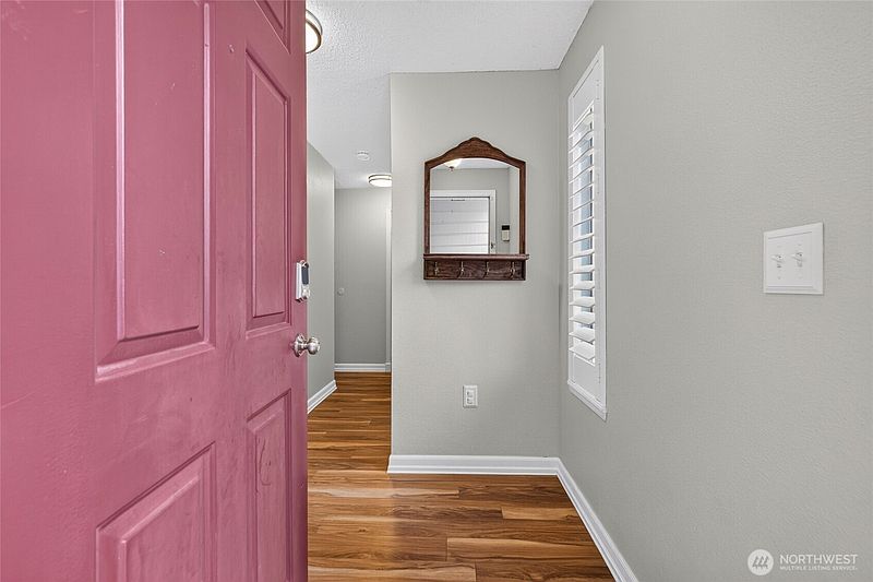4th image of 1555 Union Avenue NE #24E