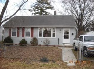 83 Courthouse St, Petersburg, VA 23803