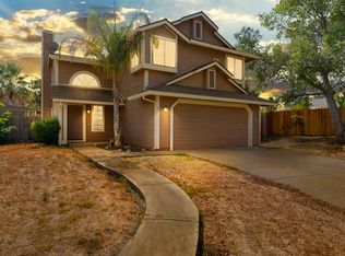 9 Birkdale Ct, Sacramento, CA 95823