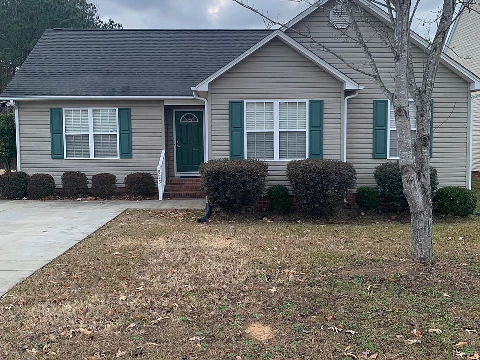 1st image of 823 Eagle Bluff Ct