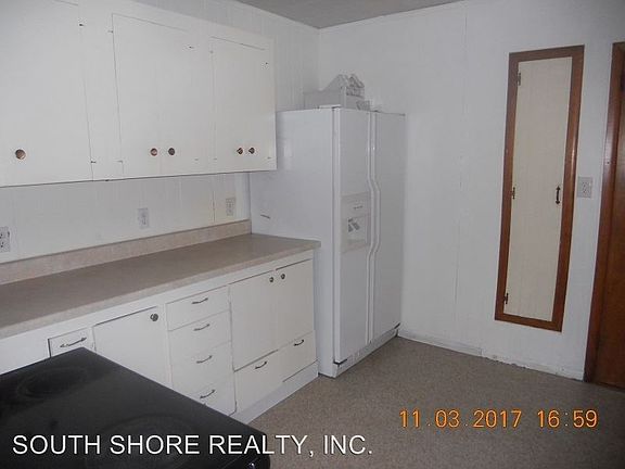 5th image of 127 Chenault Ave