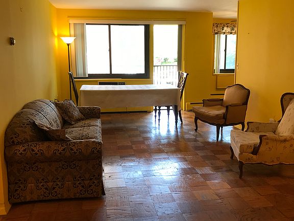 3rd image of 100 E Hartsdale Ave APT 3KW