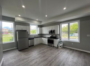 315 5th St, Camden, NJ 08103