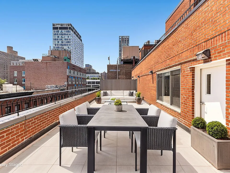 99 Suffolk St #7D