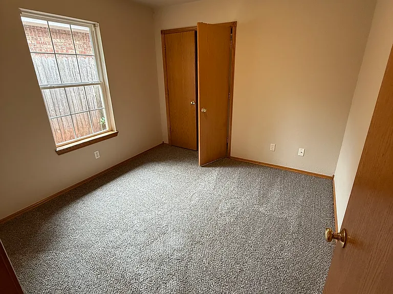 3005 Kaeylee Ln — Photo 6