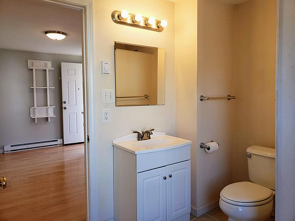 3rd image of 12 Lincoln Ave #2