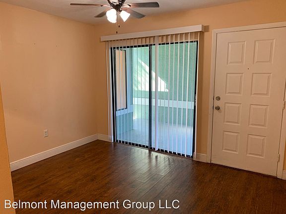 5th image of 560 Breckenridge Vlg Unit 106