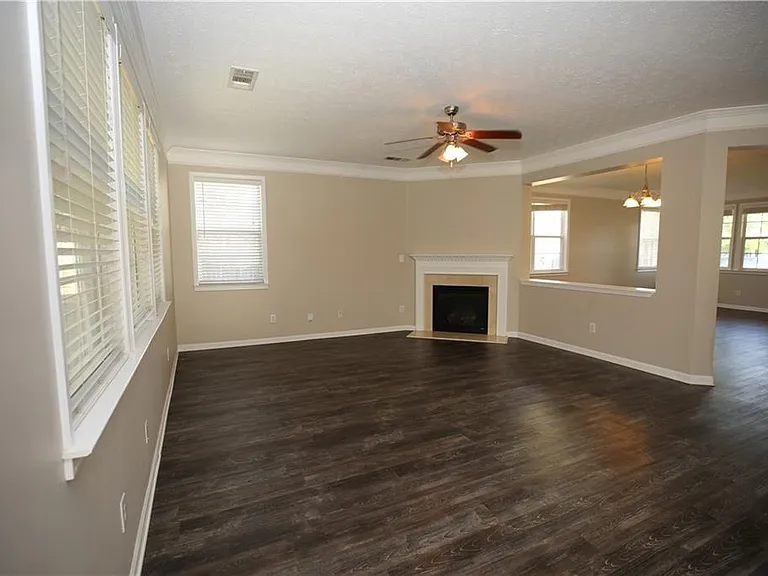 173 Parkmont Ct — Photo 28