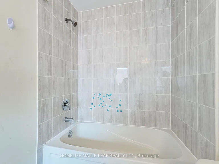 67 Benhurst Cres — Photo 35
