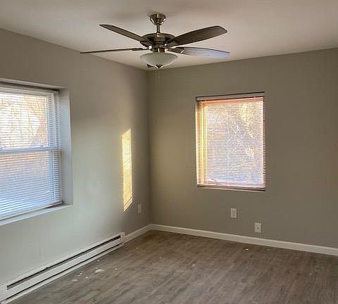 5th image of 1321 Laidlaw Ave