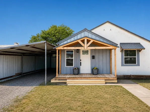 840 S 11th St, Slaton, TX 79364