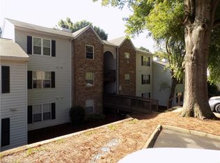 4021 C Whirlaway Ct, Clemmons, NC 27012