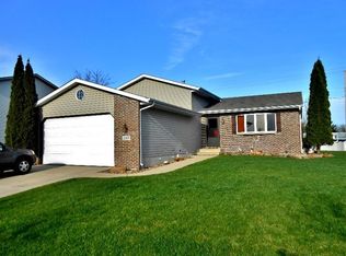 295 Ryan Ct, Hobart, IN 46342