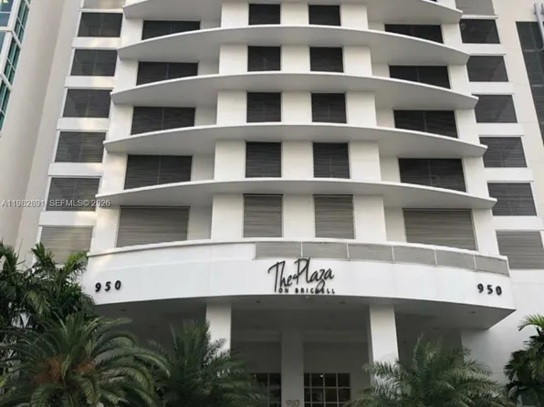 950 N Brickell Bay Dr #3002, Miami, FL 33131