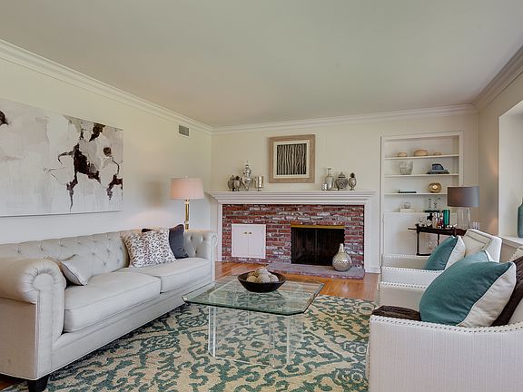5th image of 415 San Juan Pl