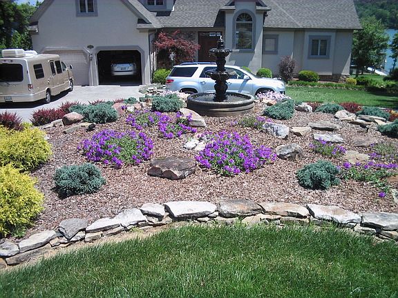 garden in circle