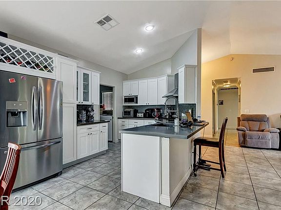 3rd image of 6509 Doby Peak Dr