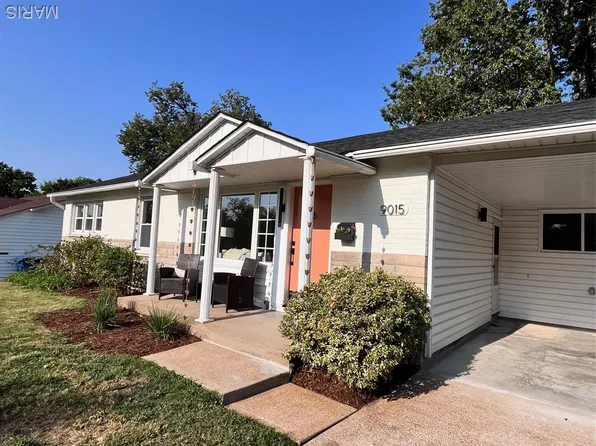 9015 Big Chief Dr, Saint Louis, MO 63123