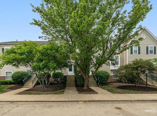 1096 Village Center Pkwy UNIT 6, Aurora, IL 60506