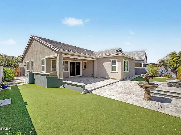 20523 W Rosewood Ln — Photo 37