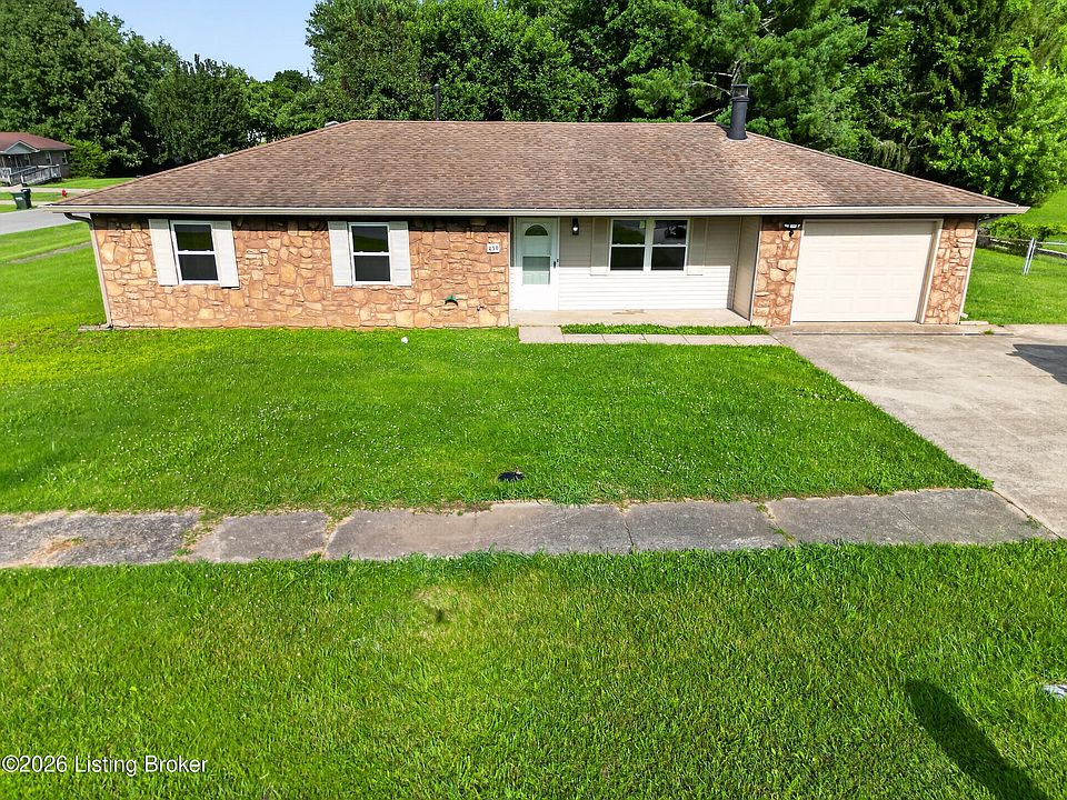 1st image of 450 Pearman Ave