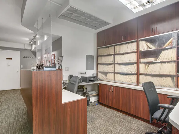 310 West 56th Street image 2 of 10