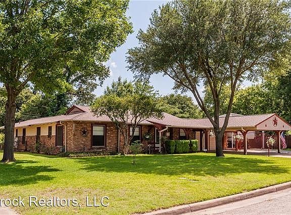 3rd image of 4925 Troy Ct