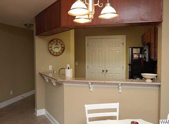 2nd image of 3218 Veterans Memorial Pkwy #3311