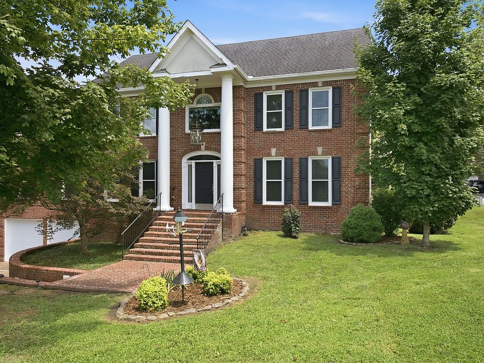 1st image of 345 Saint Andrews Dr