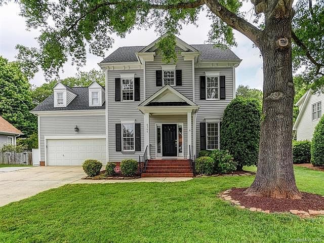 1st image of 8345 Sandowne Ln #332