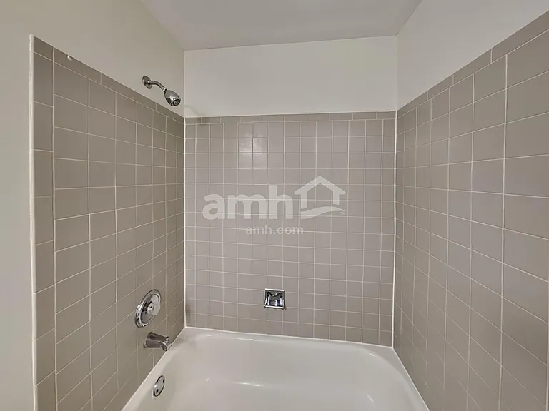 21744 W Knollwood Dr — Photo 20