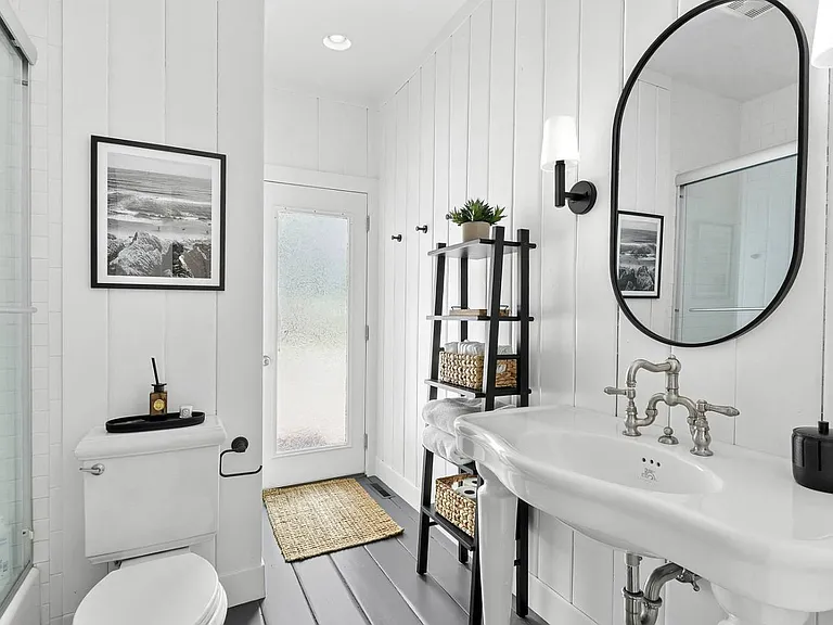 23 Shorewood Dr — Photo 11