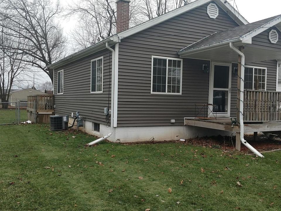 1st image of 12 E Hazelwood Ct