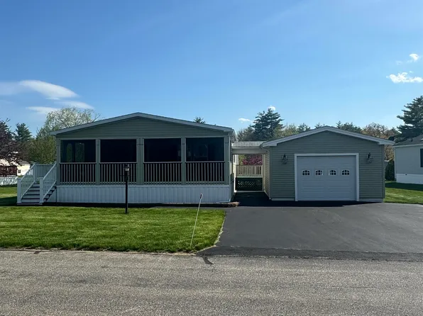 19 Temple Drive, Rochester, NH 03868