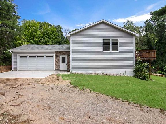 3rd image of 11998 Fisher Dr