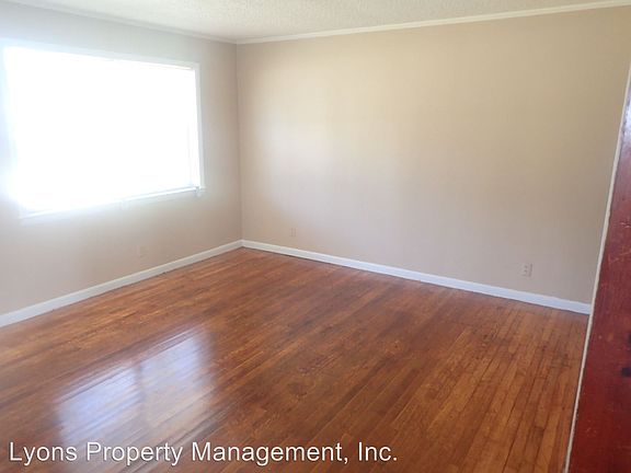 3rd image of 609 E Smith Ave