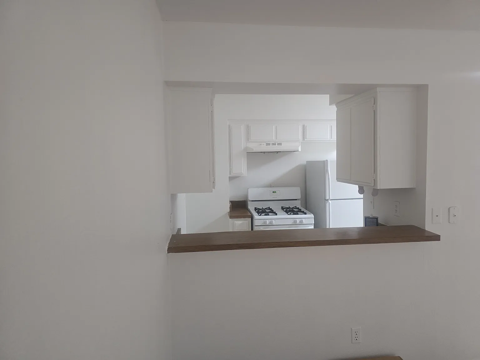 5280 Colodny Dr — Photo 4